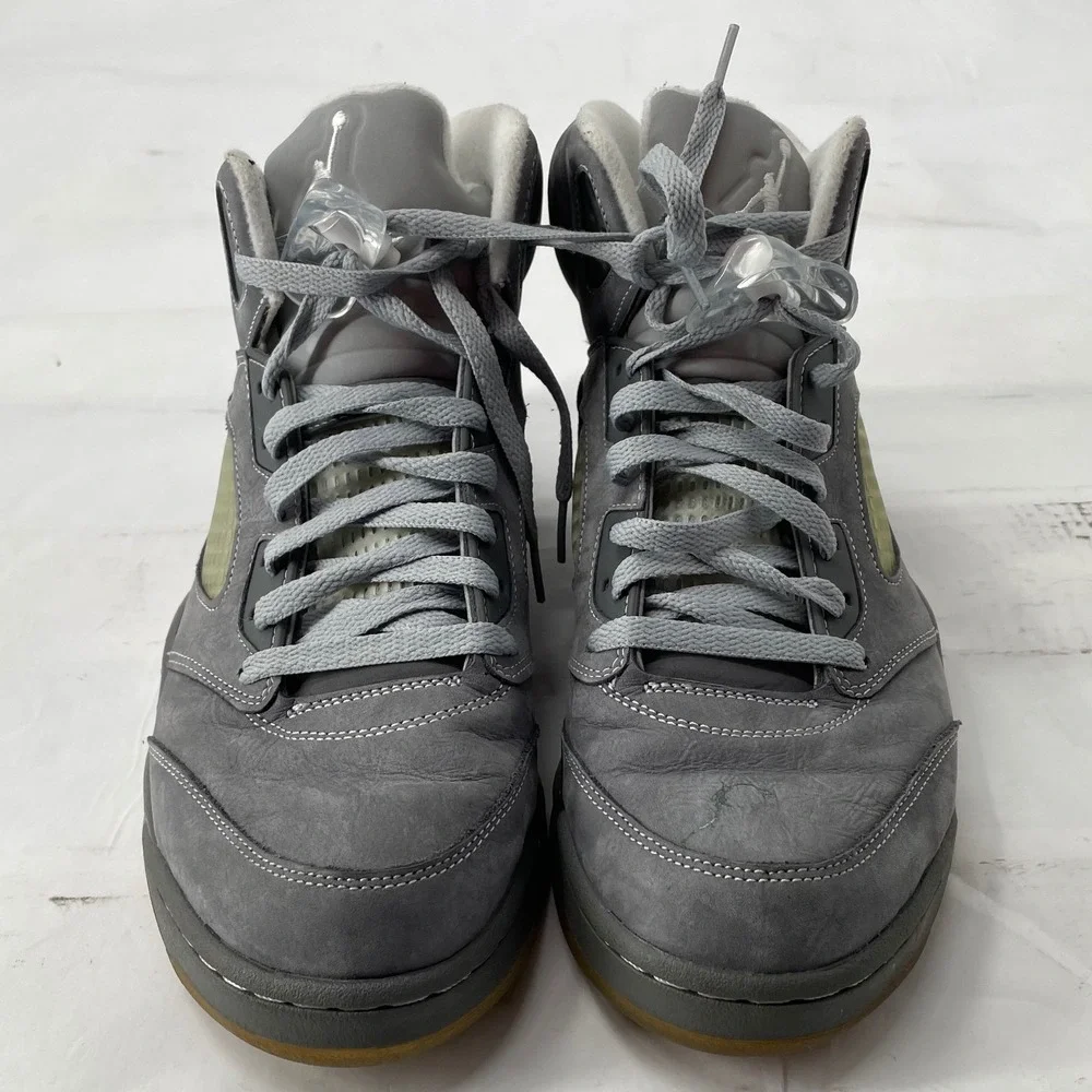 Jordan Sneakers Retro 5 Wolf Grey Size 11 Grey Good